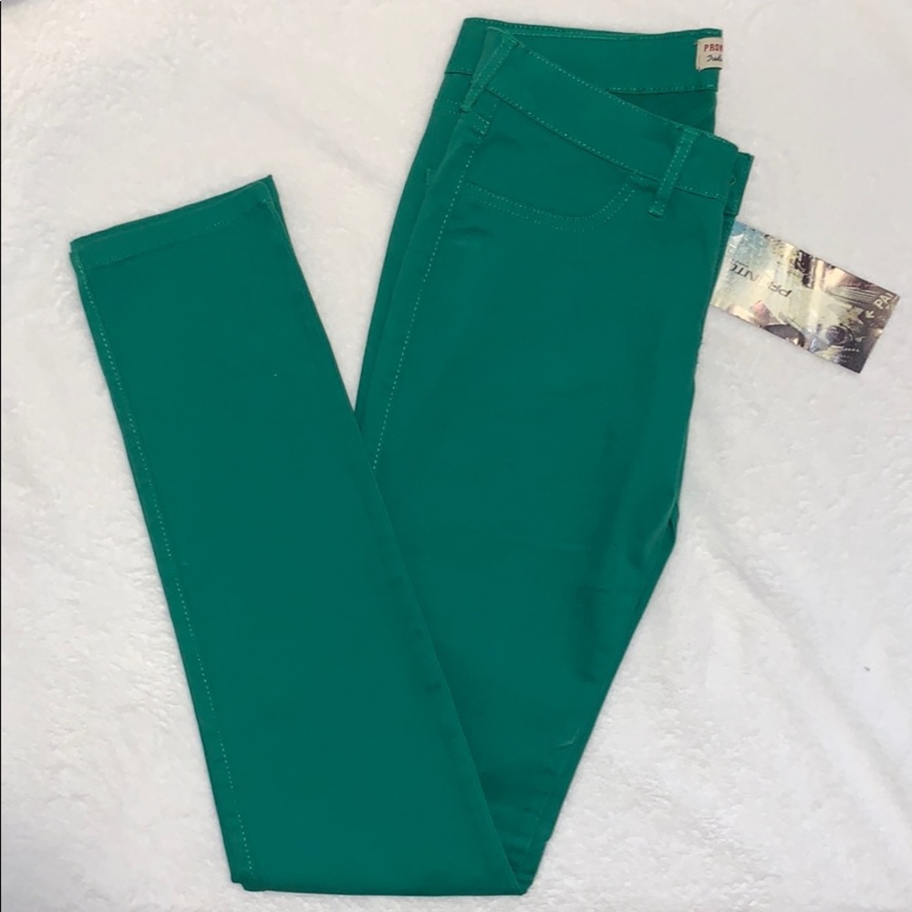 Skinny pants